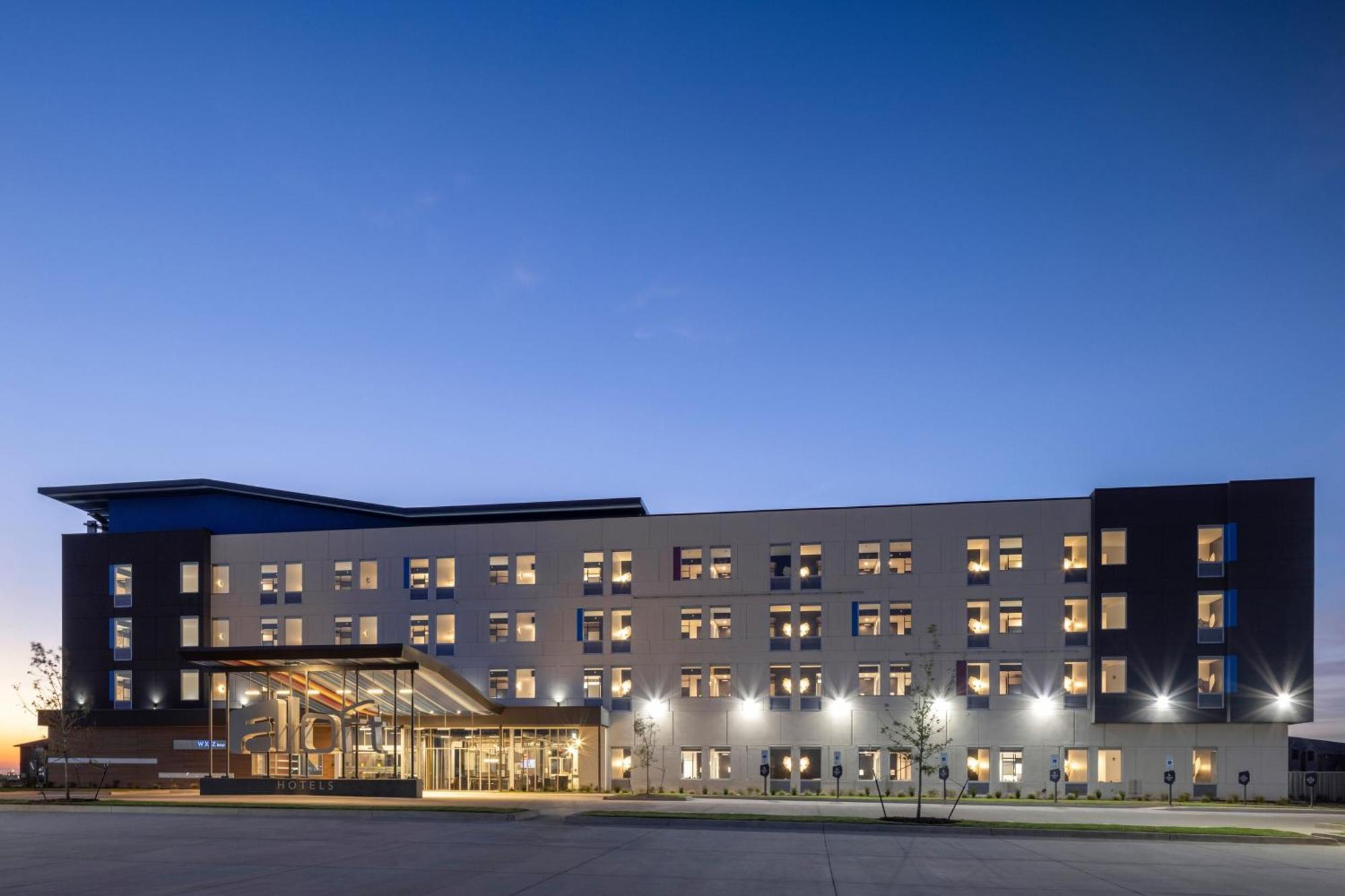 Aloft Quail Springs Hotel 3*